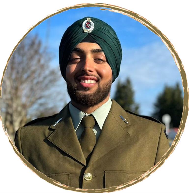 18 ਸਾਲਾ ਜਪਮਨ ਸਿੰਘ ਸਿੱਧੂ ਨਿਊਜ਼ੀਲੈਂਡ ਫੌਜ ’ਚ ਭਰਤੀ-ਪਾਸਿੰਗ ਪ੍ਰੇਡ ਵੇਲੇ ਵੱਖਰੀ ਸੀ ਪਹਿਚਾਣ