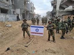 Israel Deepens Gaza Offensive, Expands West Bank Settlements