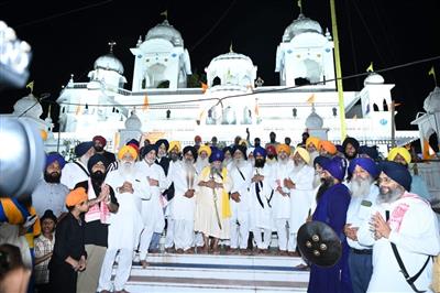 ਅਸਾਮ ਦੀ ਧਰਤੀ ’ਤੇ ਸ੍ਰੀ ਗੁਰੂ ਤੇਗ ਬਹਾਦਰ ਸਾਹਿਬ ਜੀ ਦੇ ਸ਼ਹੀਦੀ ਸਾਕੇ ਦਾ 350 ਸਾਲਾ ਸ਼ਤਾਬਦੀ ਸਮਾਗਮ: -ਭਲਕੇ ਨਗਰ ਕੀਰਤਨ ਦੀ ਅਰੰਭਤਾ ਮੌਕੇ ਸ਼ਾਮਲ ਹੋਣ ਲਈ ਜਥੇਦਾਰ ਸ੍ਰੀ ਅਕਾਲ ਤਖ਼ਤ ਸਾਹਿਬ, ਸ਼੍ਰੋਮਣੀ ਕਮੇਟੀ ਪ੍ਰਧਾਨ ਤੇ ਸਿੱਖ ਜਥੇਬੰਦੀਆਂ ਦੇ ਮੁੱਖੀ ਪੁੱਜੇ ਅਸਾਮ 