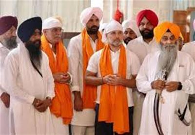 ਰਾਹੁਲ ਗਾਂਧੀ ਨੂੰ ਸਿਰੋਪਾ ਵਿਵਾਦ: SGPC ਨੇ ਗੁਰਦੁਆਰੇ ਦੇ ਅਧਿਕਾਰੀ ਮੁਅੱਤਲ ਕੀਤੇ