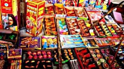 ऑपरेशन फायर ट्रेल: DRI ने 10 करोड़ के चीनी पटाखे जब्त कर तस्करी नेटवर्क का भंडाफोड़ किया
