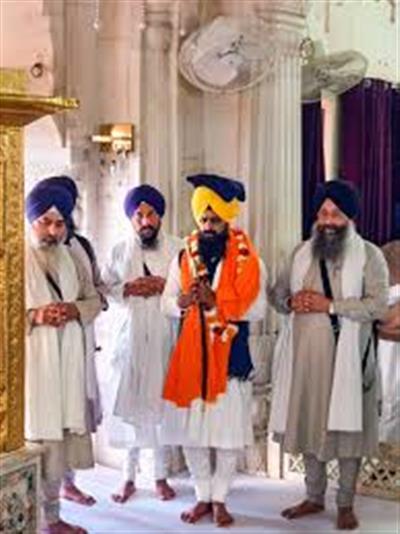 ਤਖ਼ਤ ਸ੍ਰੀ ਕੇਸਗੜ੍ਹ ਸਾਹਿਬ ਵਿਖੇ ਗਿਆਨੀ ਕੁਲਦੀਪ ਸਿੰਘ ਗੜਗੱਜ ਦੀ ਦੂਜੀ ਵਾਰ ਦਸਤਾਰਬੰਦੀ, ਪੰਥਕ ਏਕਤਾ ਦੀ ਦਿੱਤੀ ਅਪੀਲ