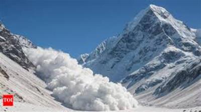 Avalanche in Nepal’s Yalung Ri Mountains Kills Seven, Including Five Foreigners
